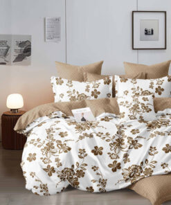 Ropa de cama con flores beige