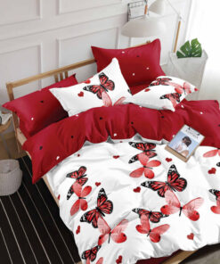 Ropa de cama con mariposas rojas