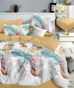 Ropa de cama beige con plumas en colores