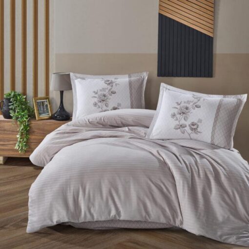 Ropa de cama blanca