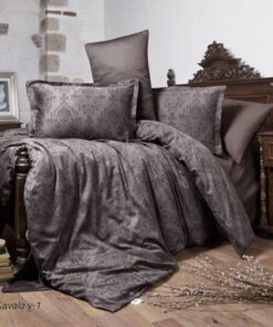 Ropa de cama marron super oscuro