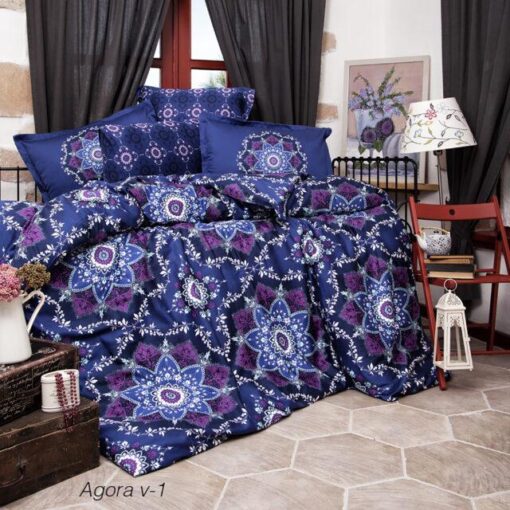 Ropa de cama azul oscuro y lila y modelos de estrellas