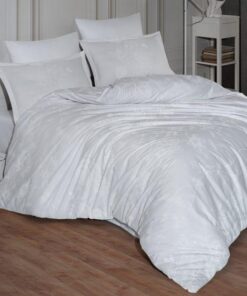 Ropa de cama blanca