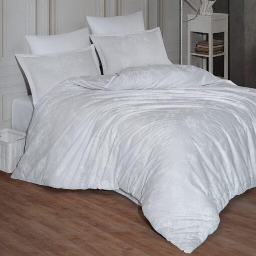 Ropa de cama blanca