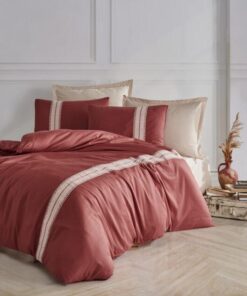 Ropa de cama marron y beige