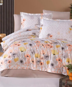 Ropa de cama blanca y colores
