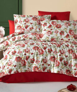 Ropa de cama roja con flores