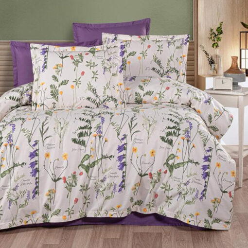 Ropa de cama blanca y lila