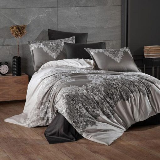 Ropa de cama beige y gris oscuro