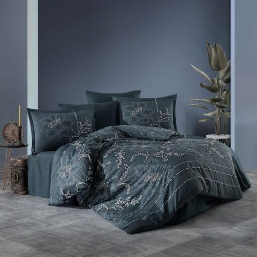 Ropa de cama azul oscuro