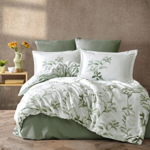 Ropa de cama verde y blanca