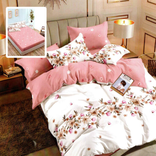 Ropa de cama rosa y blanca y pequeñas flores