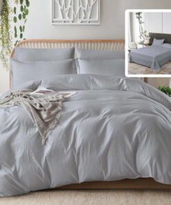 Ropa de cama gris con sabana normal