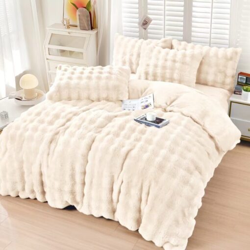 Ropa de cama beige abierto