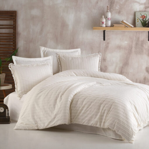 Ropa de cama beige abierto