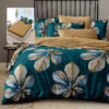 Ropa de cama azul oscuro y marron