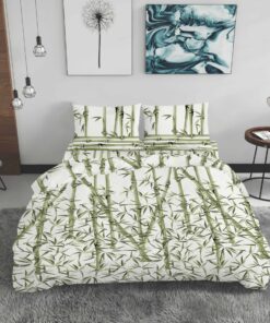 Ropa de cama blanca y verde
