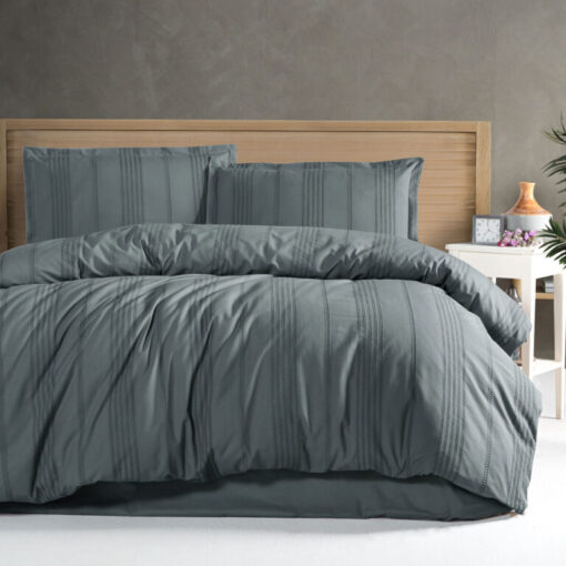 Ropa de cama color oscuro